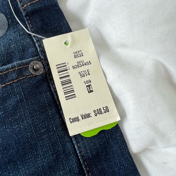 Brand new Aeropostale midi shorts - Picture 2 of 7